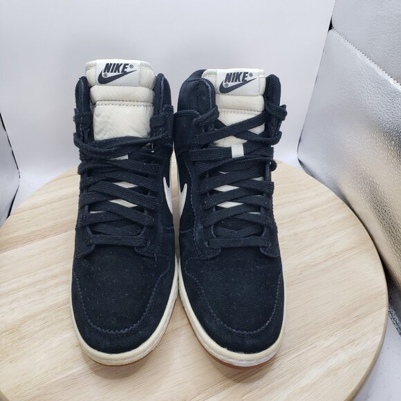 Nike Womens 8.5 White Black Suede Dunk Sky Hi Hidden Wedge Shoes 528899-002 - Picture 4 of 8
